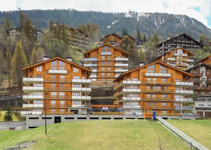 Apartment Domaine Des Reines D1a By Interhome